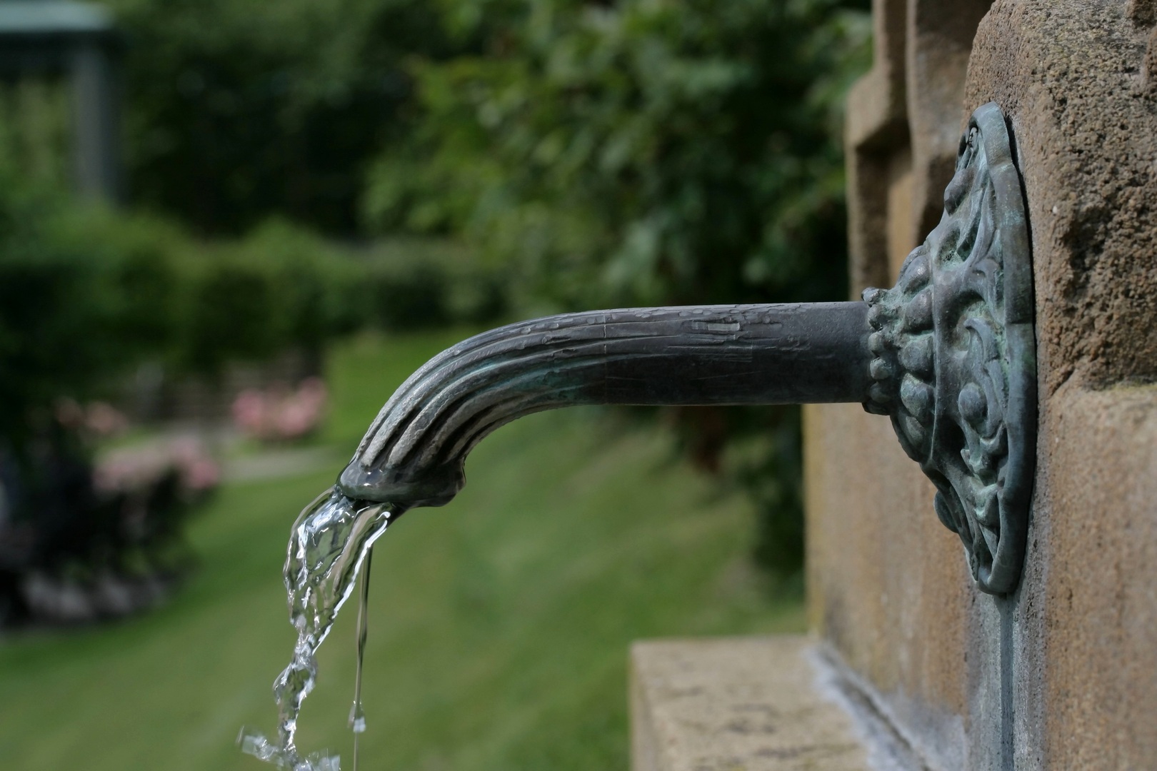 How Proper Exterior Water Flow Protects Your Home