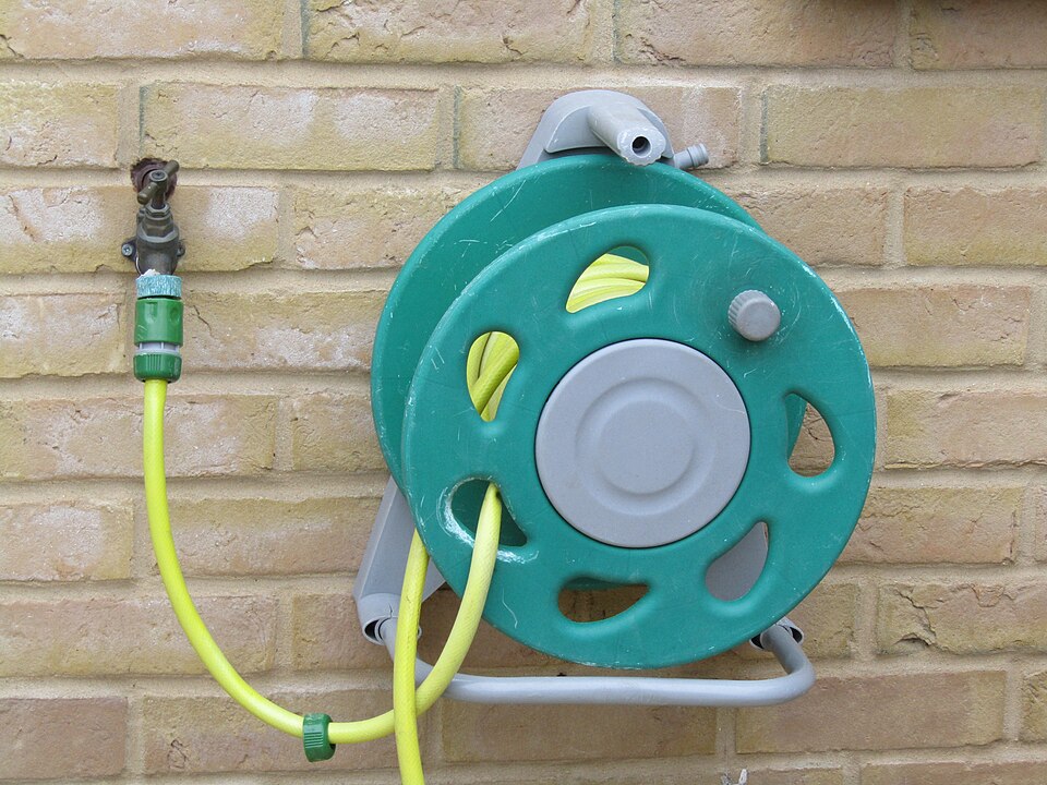 Why Outdoor Hose Connections Can Cause Plumbing Issues