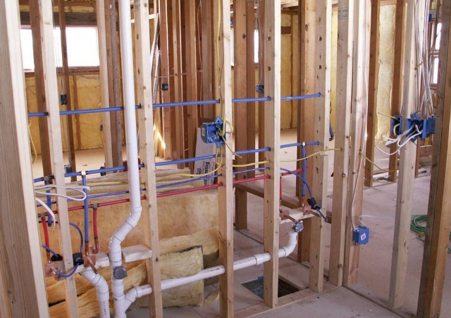 How Outdoor Plumbing Maintenance Improves Home Value