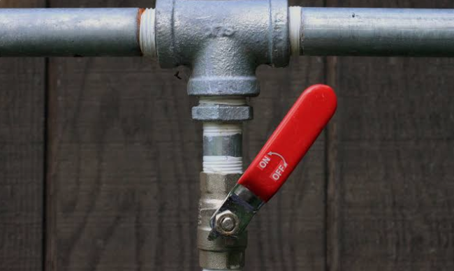How Exterior Plumbing Systems Help Detect Hidden Water Leaks